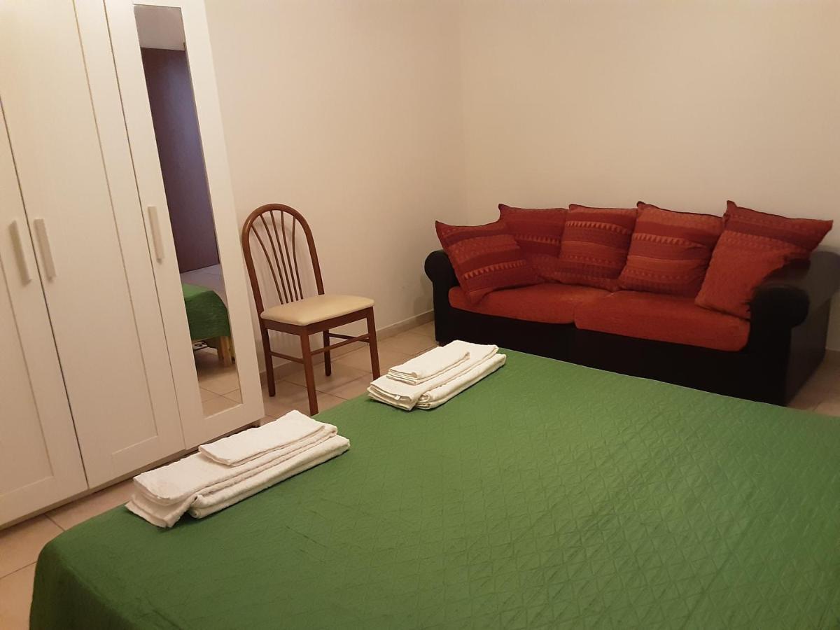 Locazione Menini - Camere Zona Stazione Padua Buitenkant foto